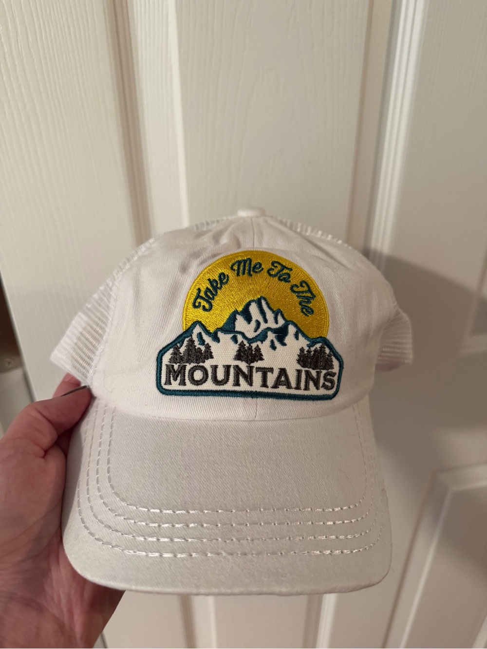 White 'Take Me to the Mountains' One Size Fits Most Trucker Hat